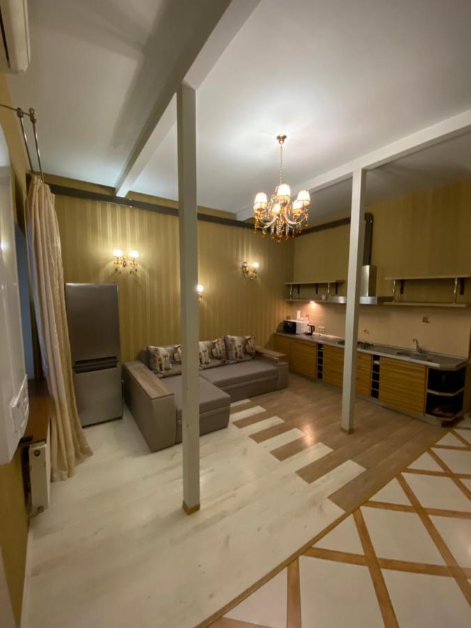 Двухуровневая Квартира На Дерибасовской Odessa Luaran gambar